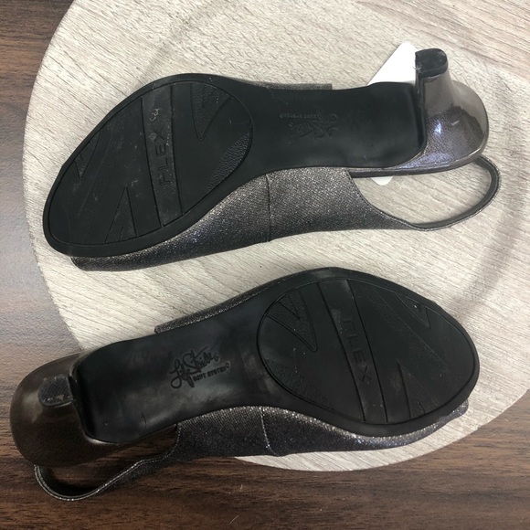 LifeStride Grey Glitter Slingback Heels - Picture 4 of 4